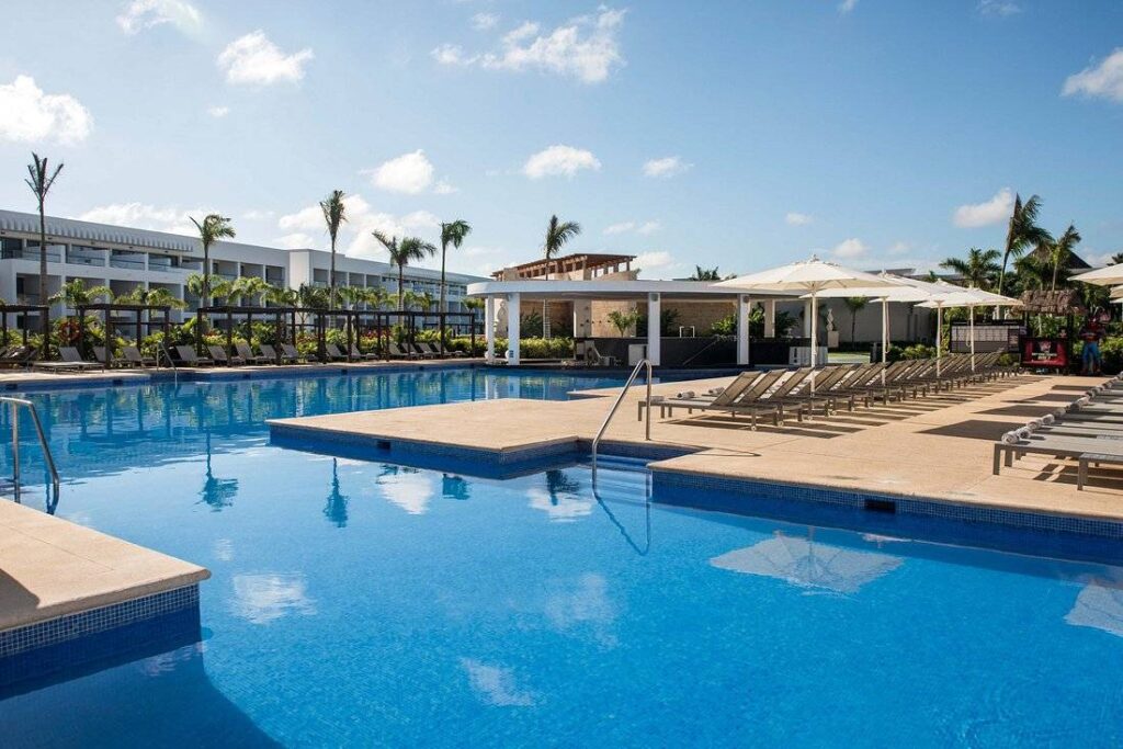large tropical resort pool