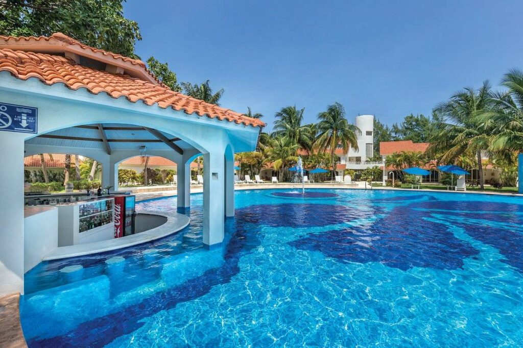 swim-up bar in resort pool